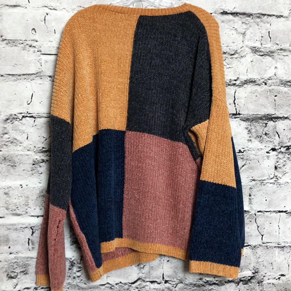 Easel Chenille Color Block Oversized Sweater - Picture 7 of 10